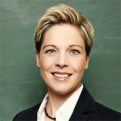 Entscheidergespräch mit Steffi Lammers vereinbaren